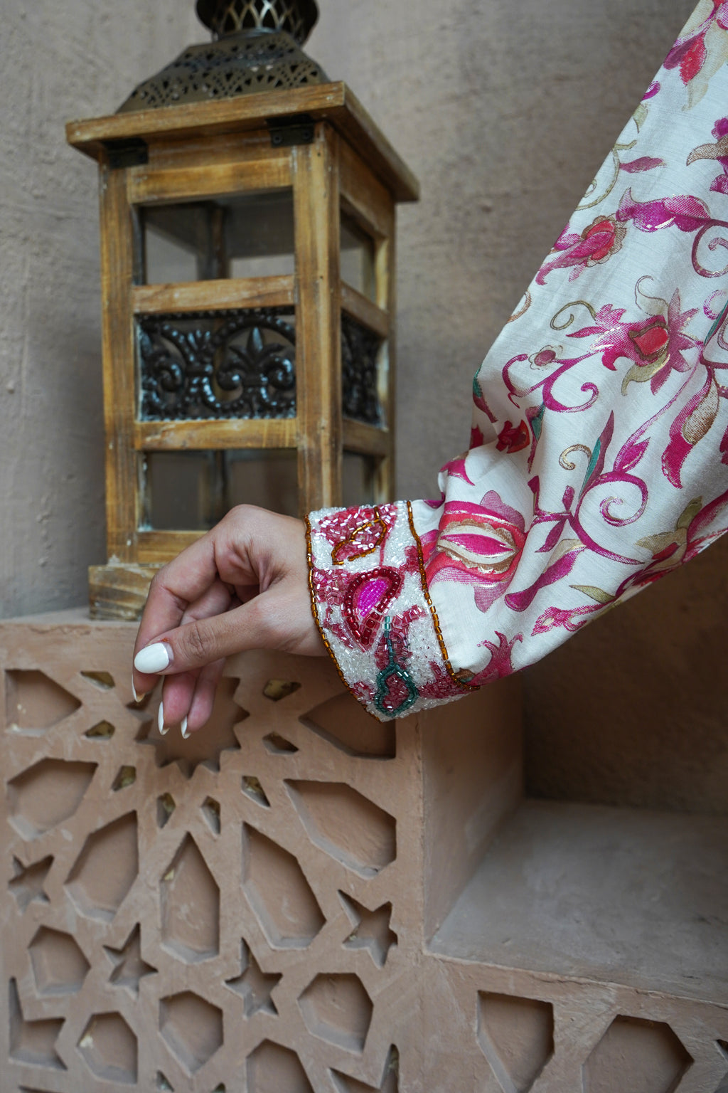 COTTON EMIRATI MUKHAWEER 03