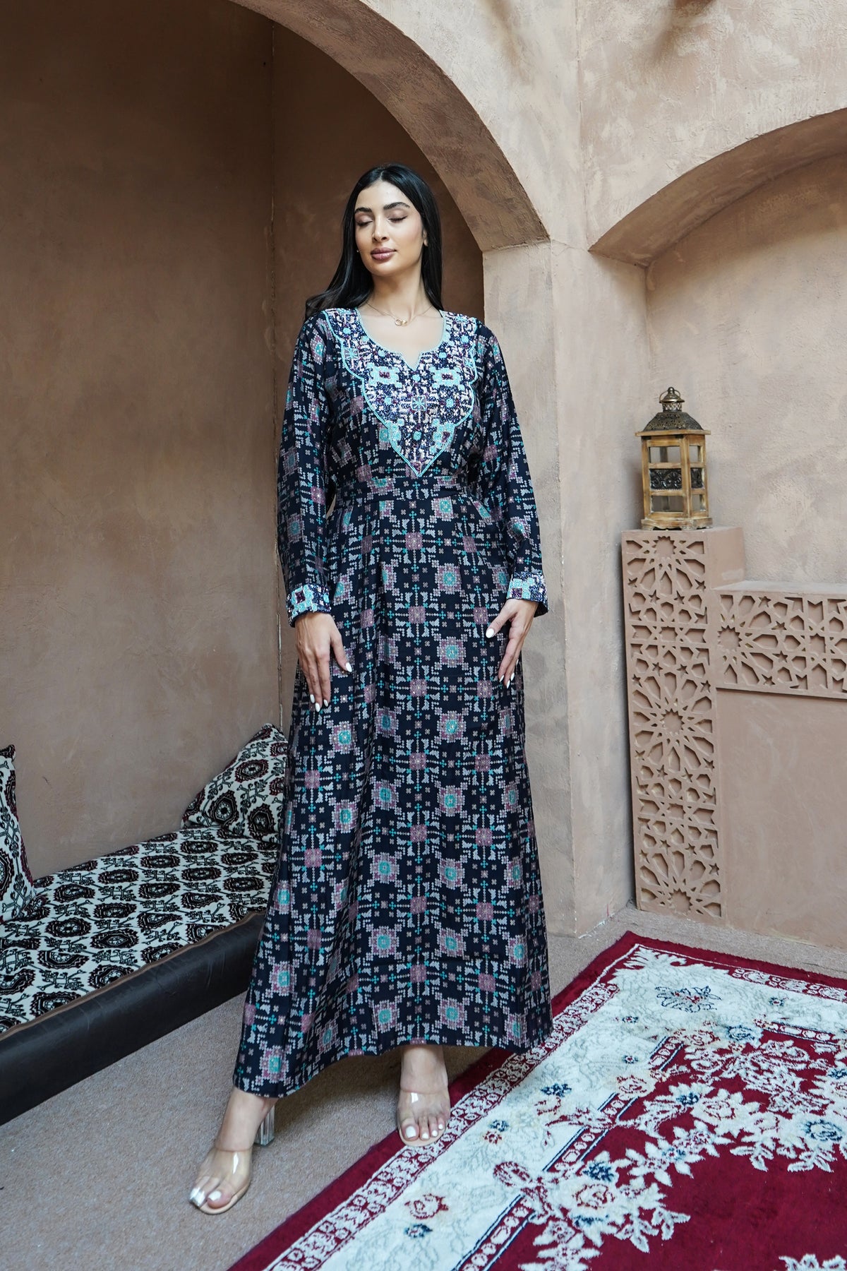 COTTON EMIRATI MUKHAWEER  72