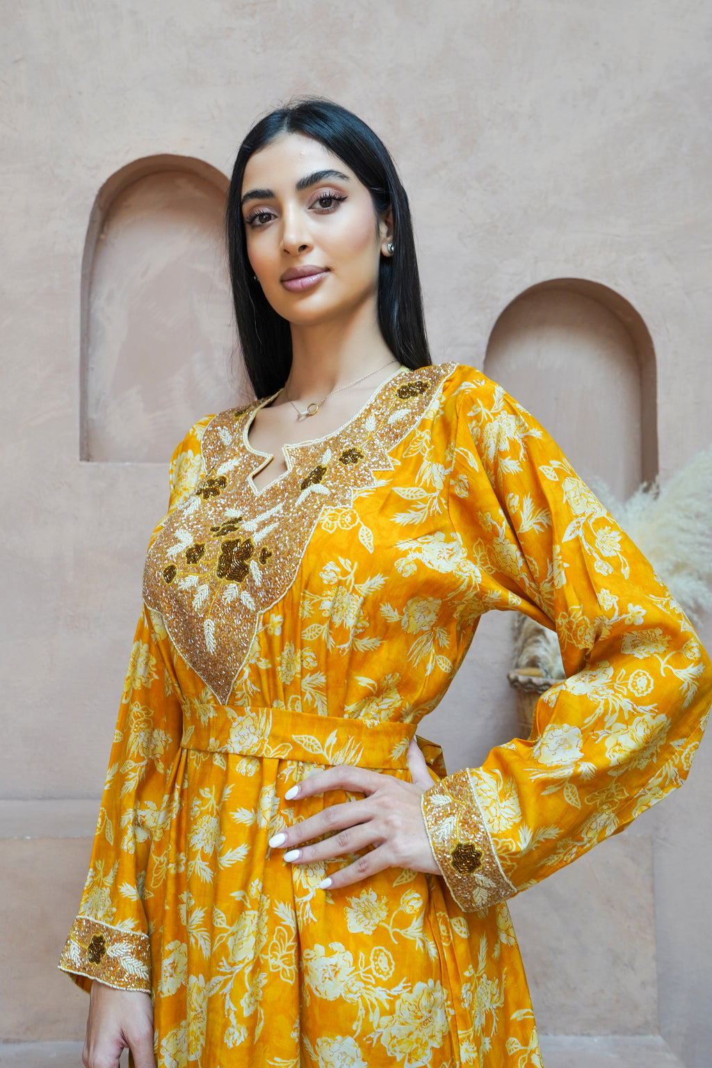 COTTON EMIRATI MUKHAWEER 73